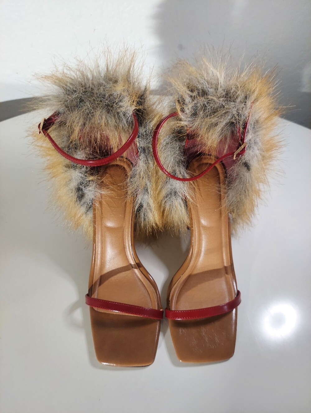 Azalea Wang Arette Red Faux Fur Ankle Strap Heeled Sandals Women's Size 9 NWOT - Picture 4 of 14